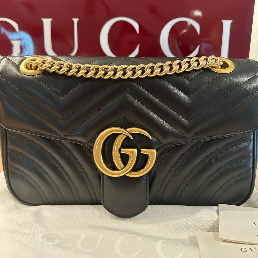 Gucci Black and Gold Marmont Medium Shoulder Bag Brand New - Picture 2 of 12